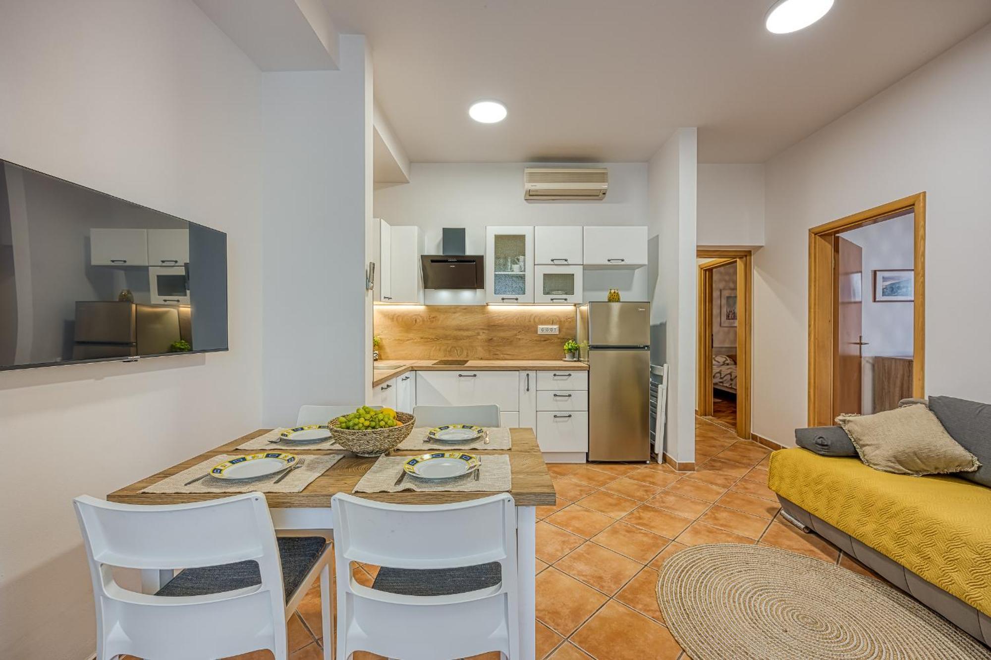 Hotel Casa Mareva Porec Esterno foto